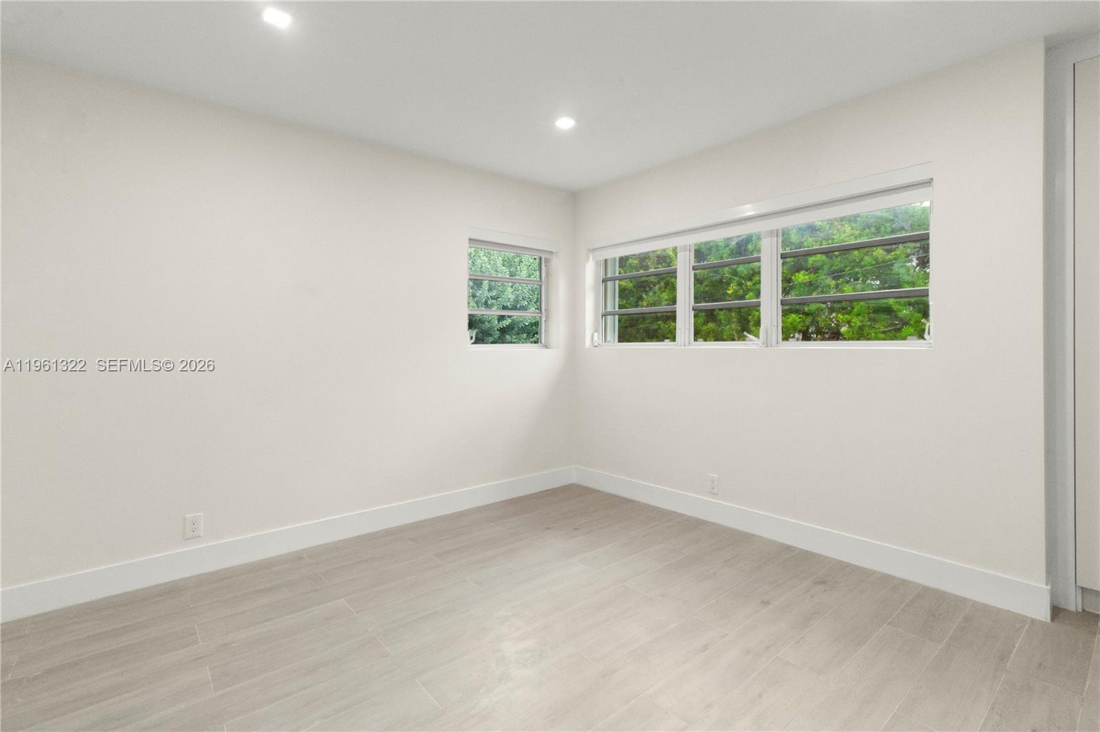 1261 98th St Bay Harbor Islands, FL 33154