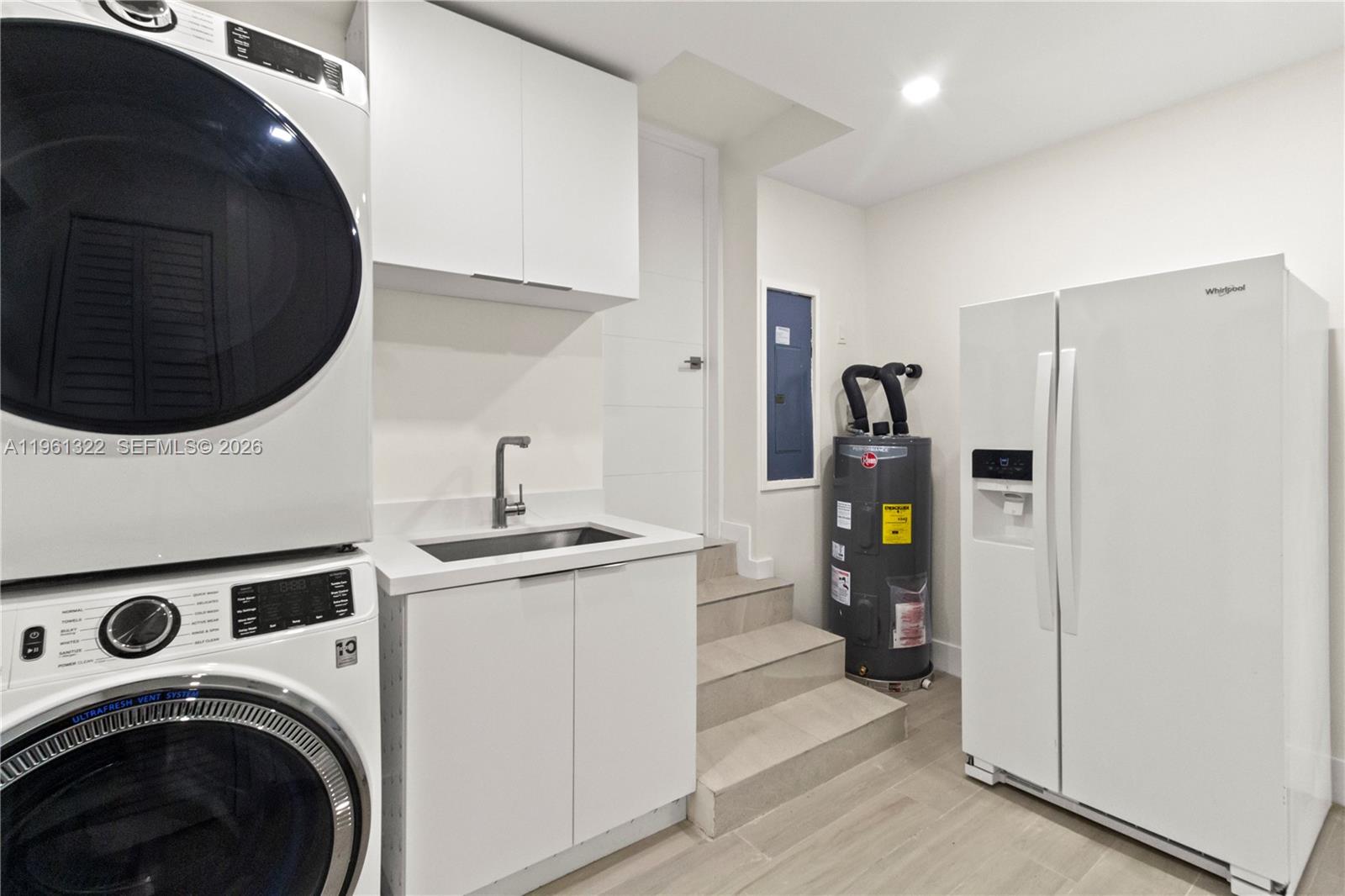 1261 98th St Bay Harbor Islands, FL 33154