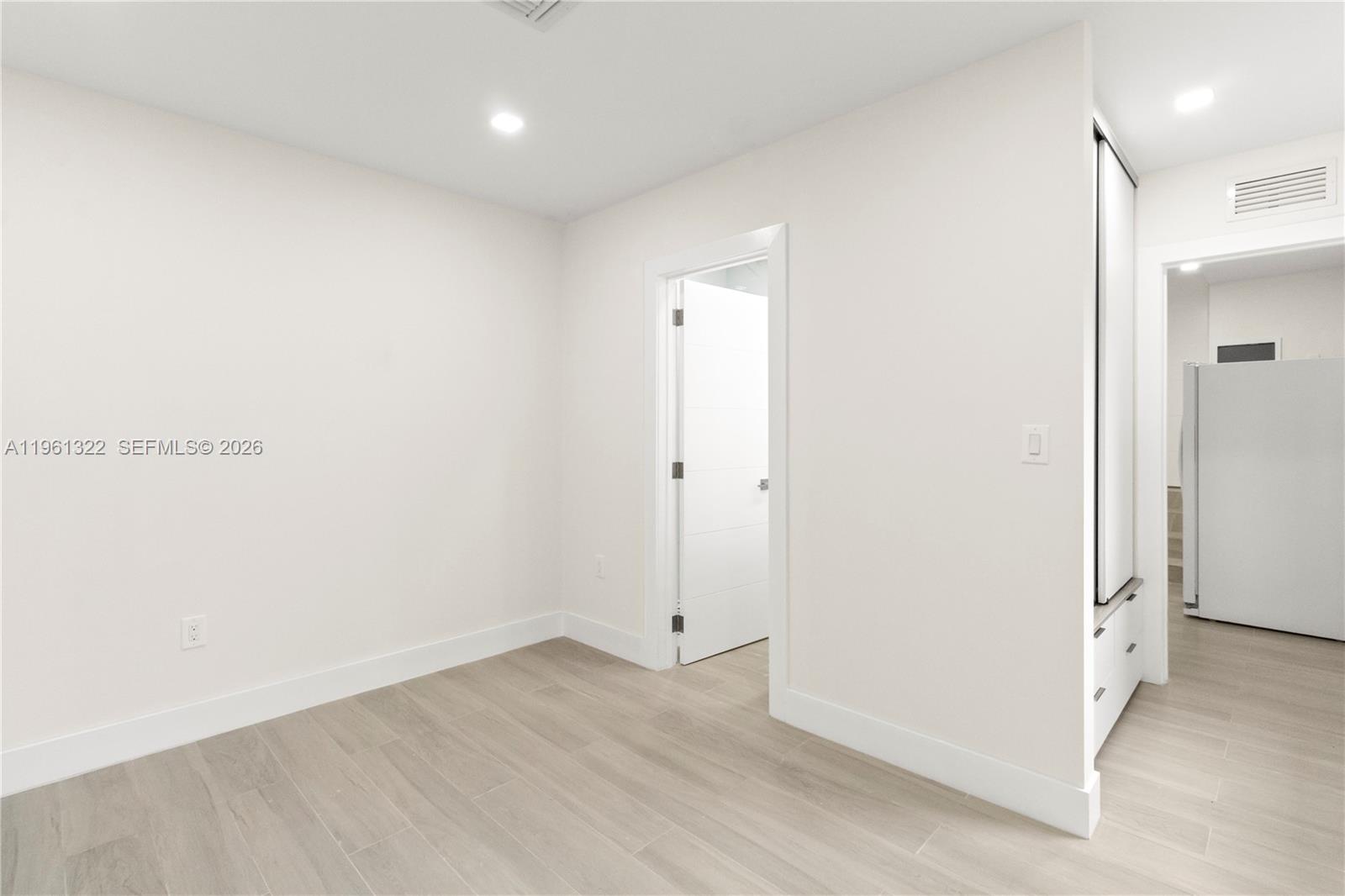 1261 98th St Bay Harbor Islands, FL 33154