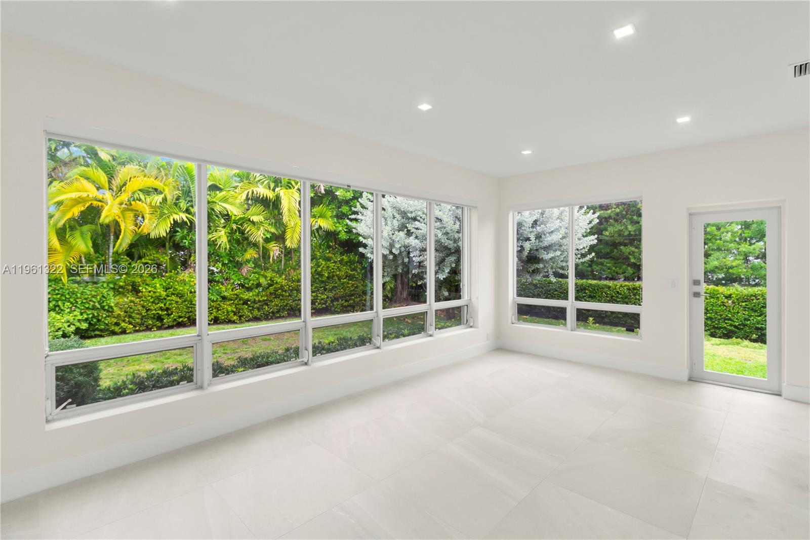 1261 98th St Bay Harbor Islands, FL 33154