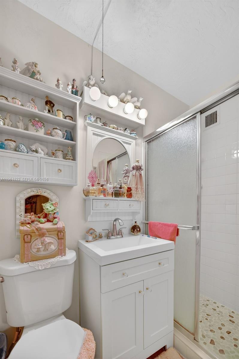 9401 SW 97th Ave Miami, FL 33176