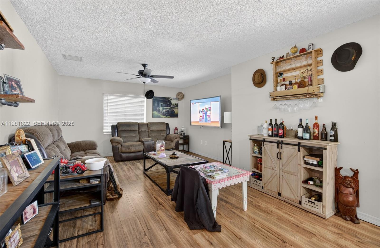 9401 SW 97th Ave Miami, FL 33176