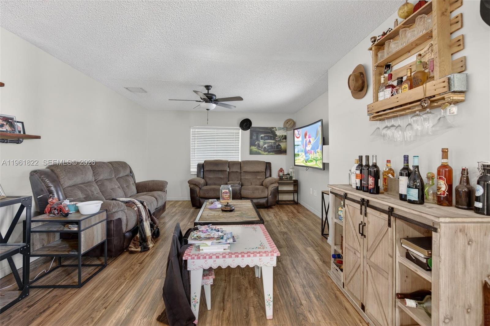 9401 SW 97th Ave Miami, FL 33176