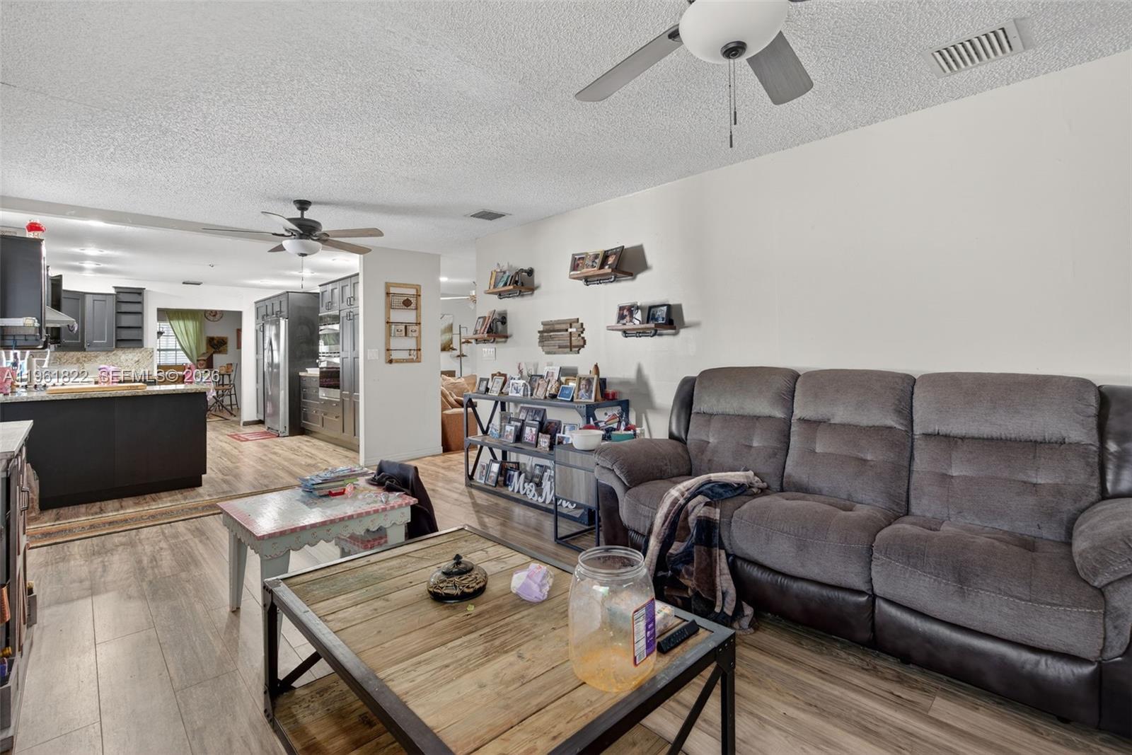 9401 SW 97th Ave Miami, FL 33176