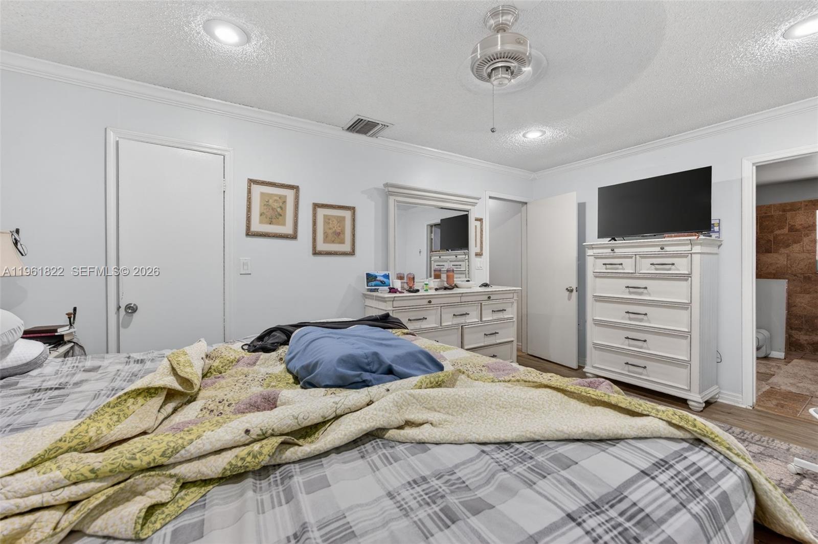 9401 SW 97th Ave Miami, FL 33176