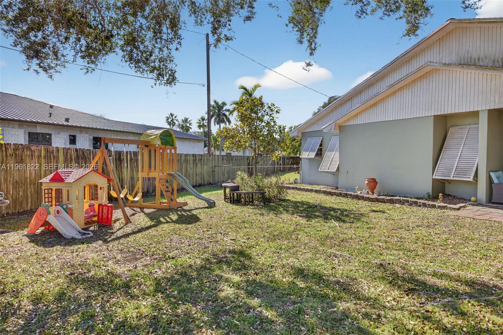 9401 SW 97th Ave Miami, FL 33176