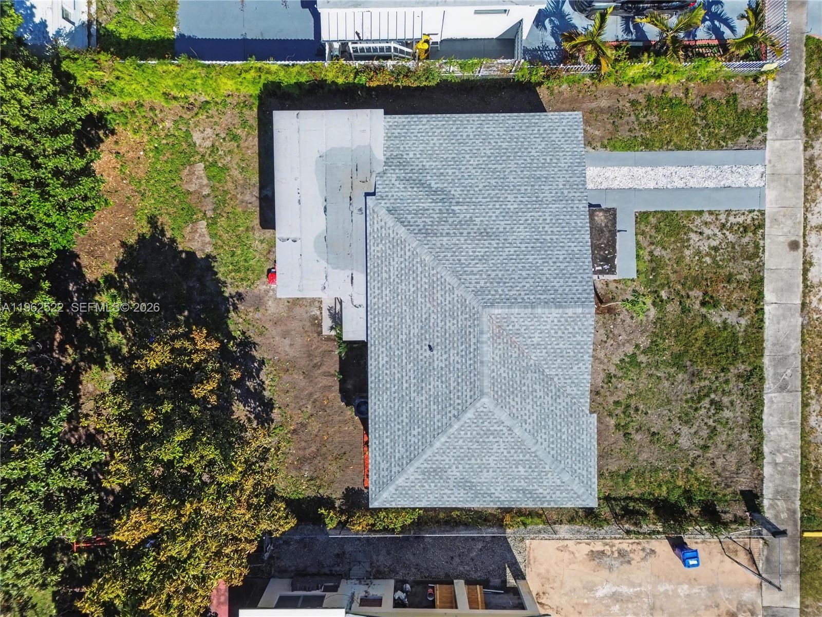 15694 NE 10th Ct North Miami Beach, FL 33162