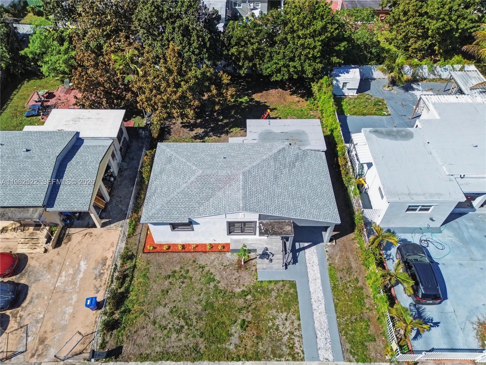 15694 NE 10th Ct North Miami Beach, FL 33162