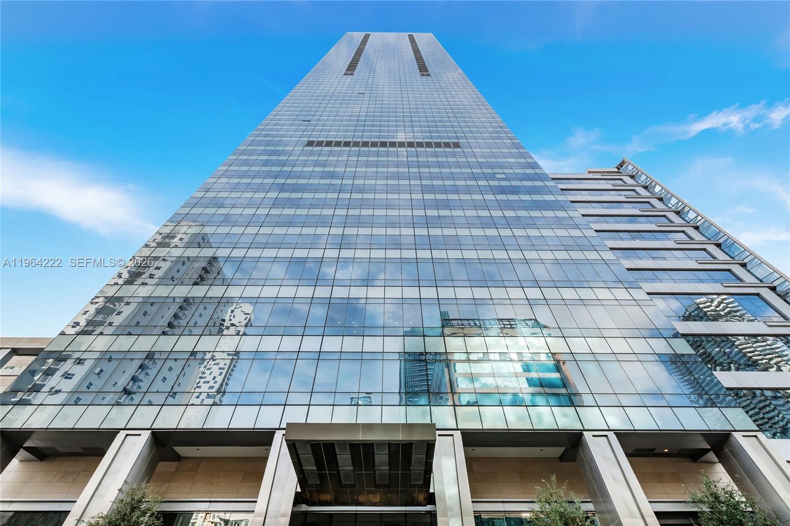 image Four Seasons Residences Miami23