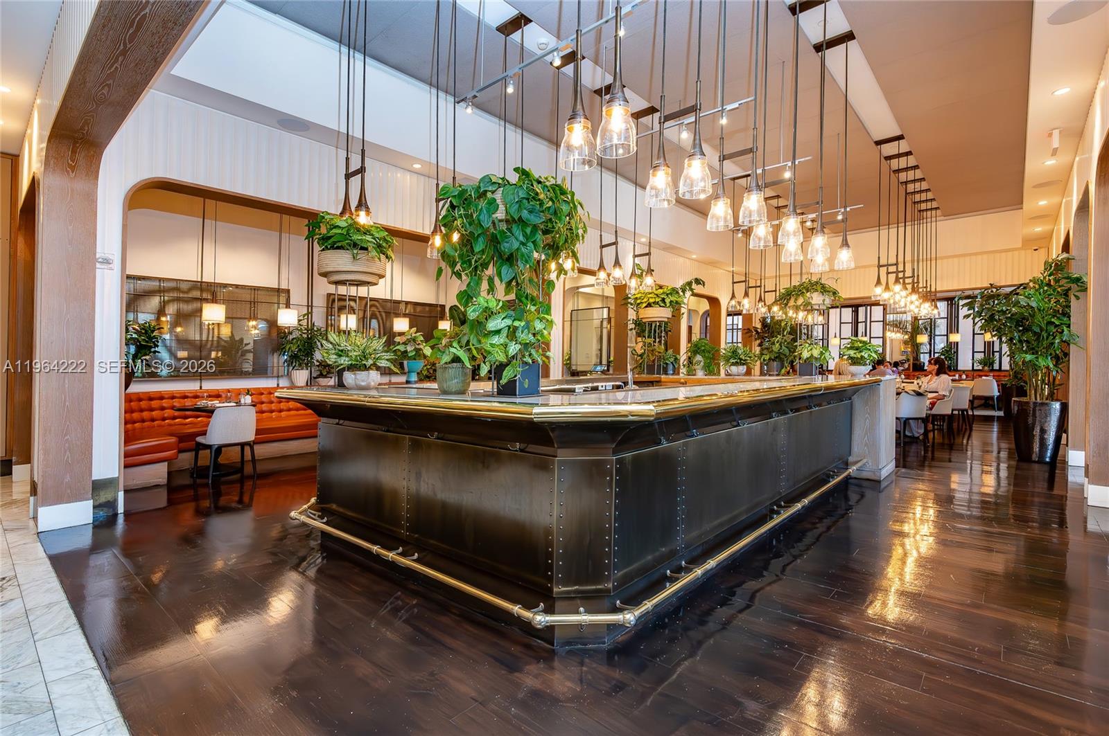 image Four Seasons Residences Miami33