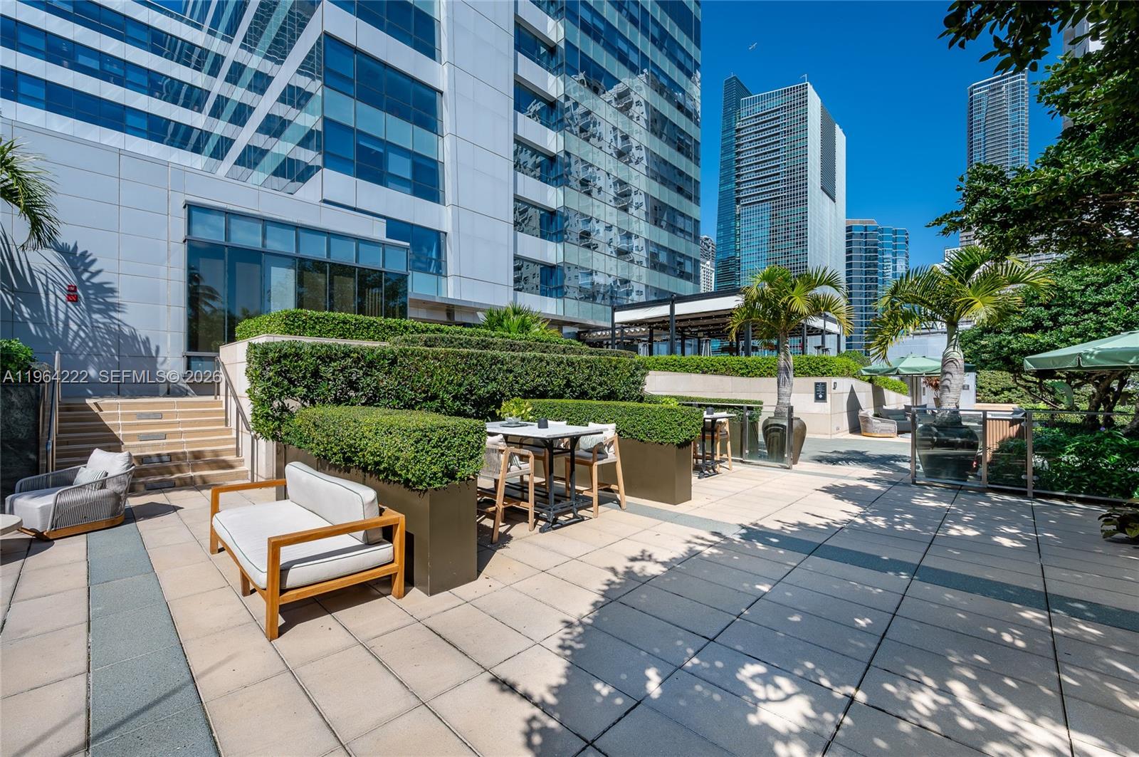 image Four Seasons Residences Miami36