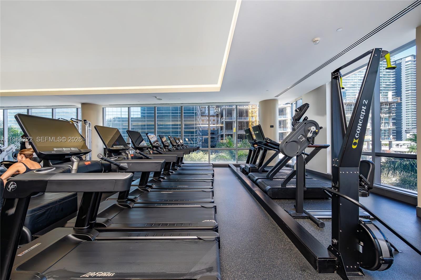 image Four Seasons Residences Miami42