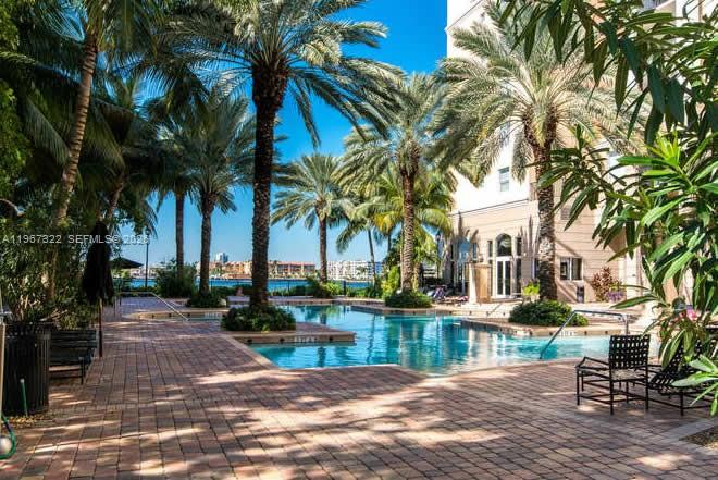 17125 N Bay Rd #3603