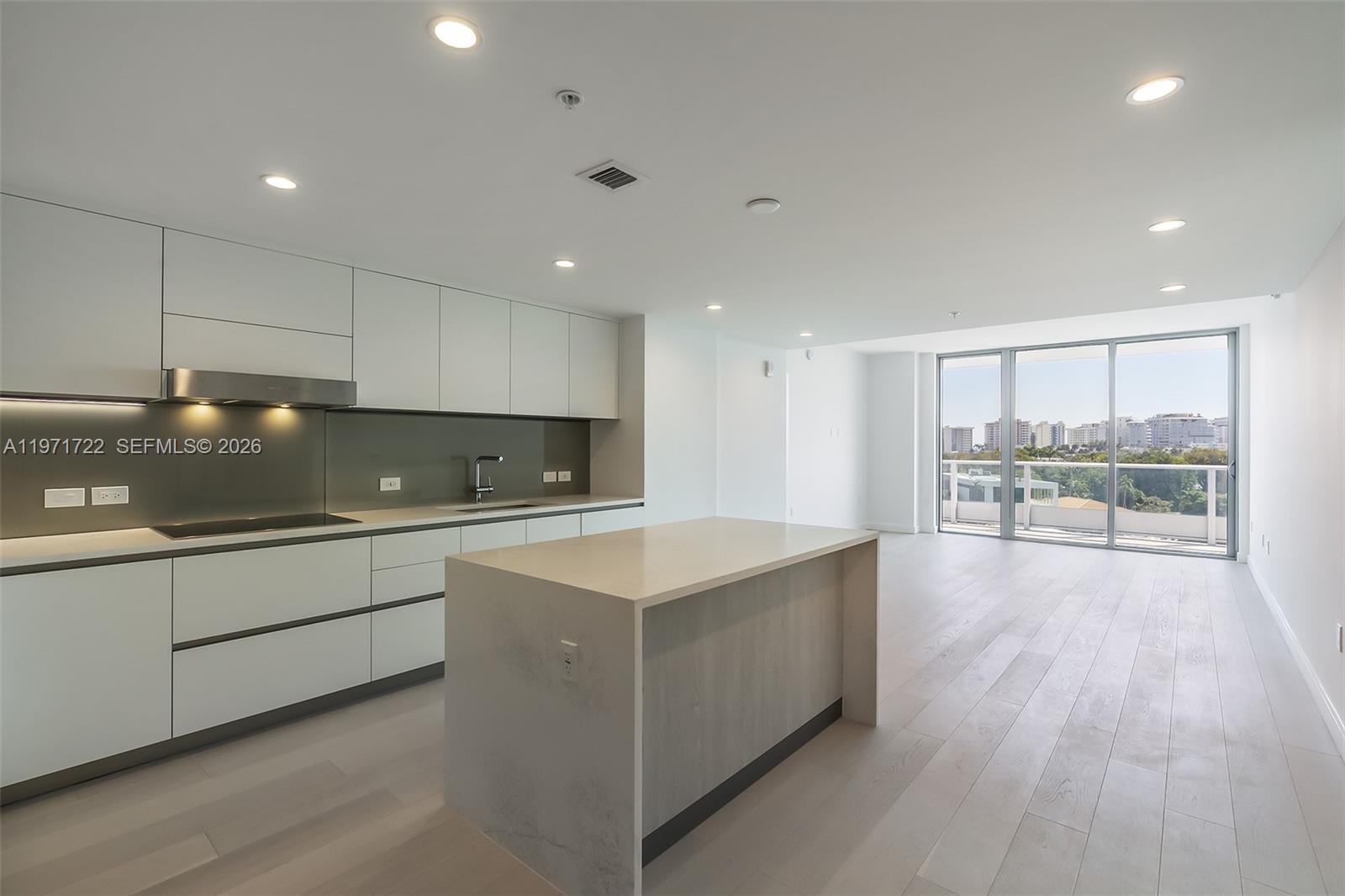 9201 E Bay Hbr Dr #603 Bay Harbor Islands, FL 33154