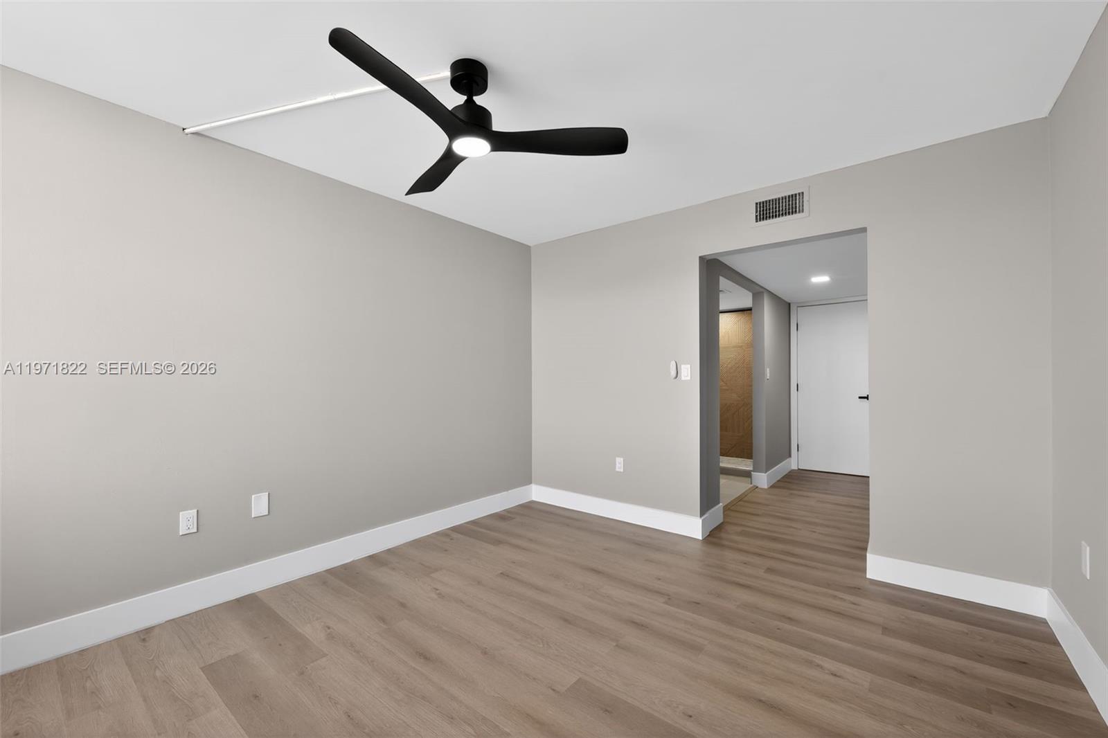 9420 Tangerine Pl #407 Davie, FL 33324