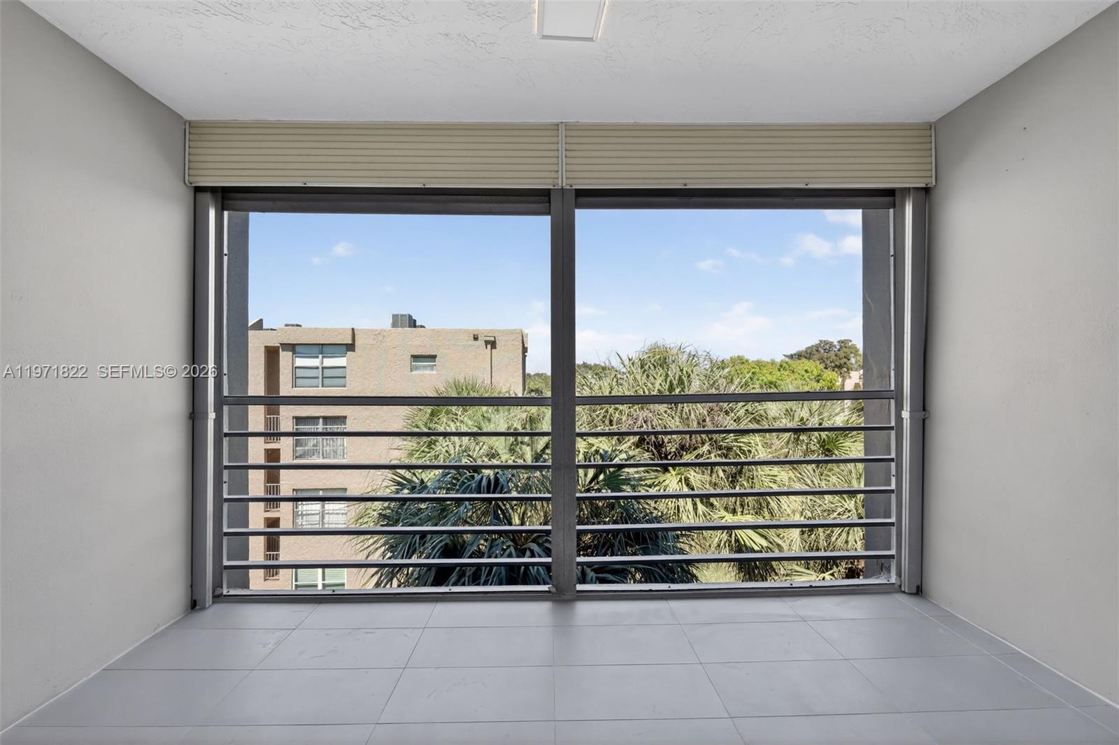 9420 Tangerine Pl #407 Davie, FL 33324