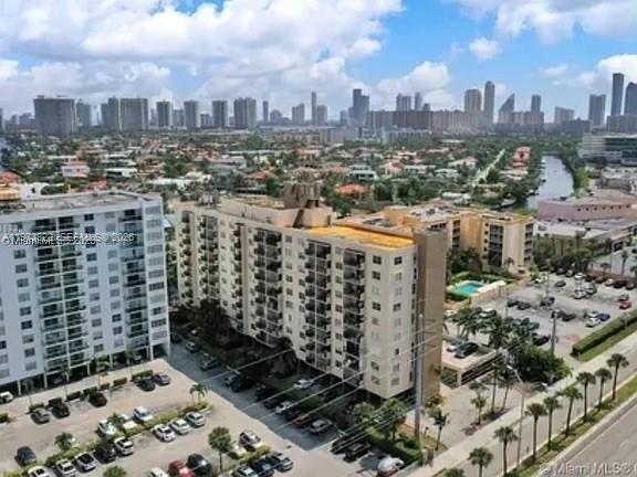 2903 N Miami Bch Blvd #806 North Miami Beach, FL 33160