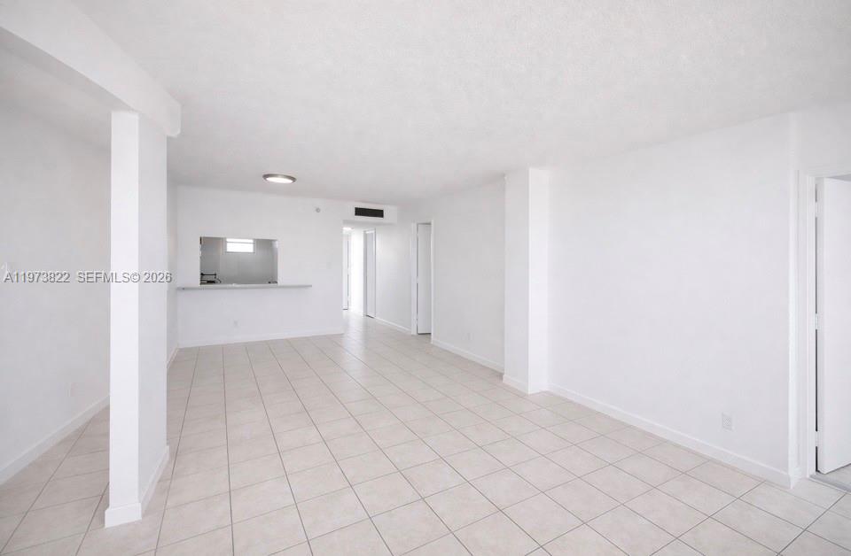 2903 N Miami Bch Blvd #806 North Miami Beach, FL 33160