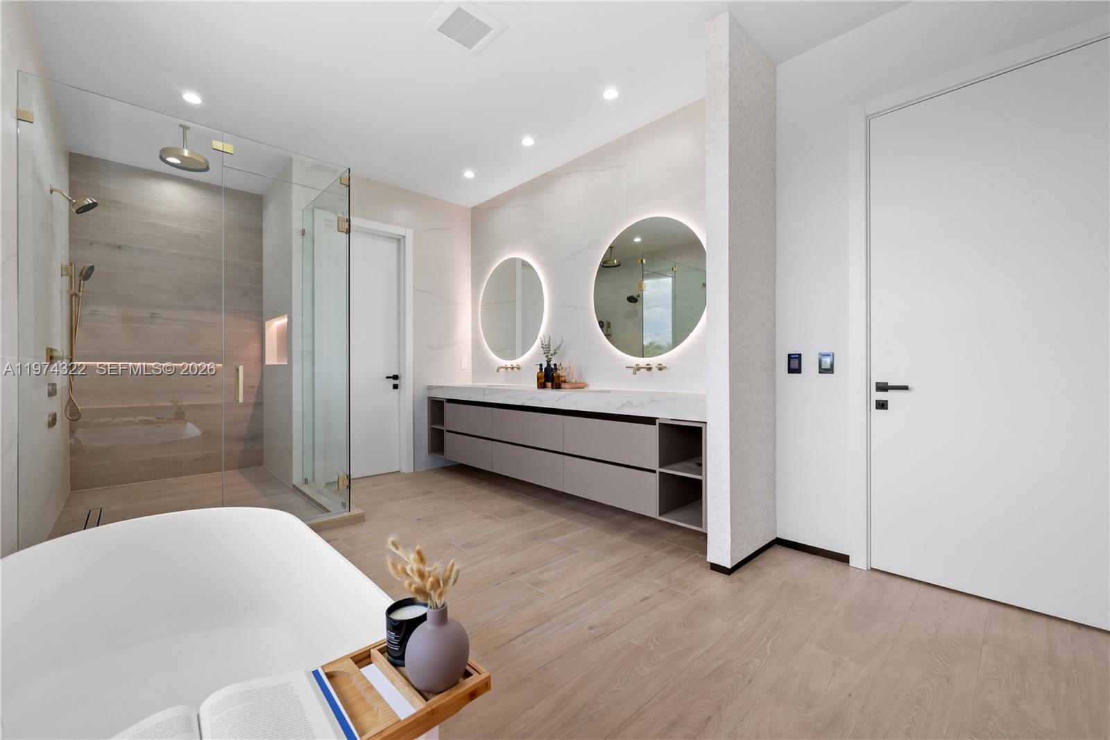 255 Capri Ave Lauderdale By The Sea, FL 33308