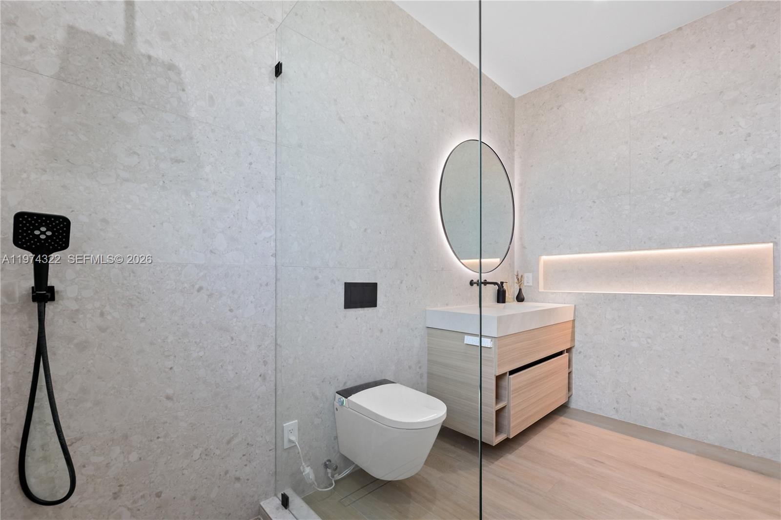 255 Capri Ave Lauderdale By The Sea, FL 33308