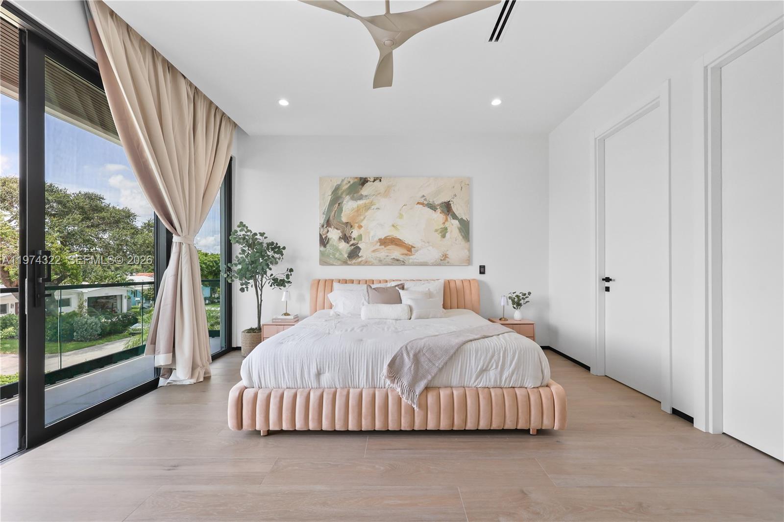 255 Capri Ave Lauderdale By The Sea, FL 33308