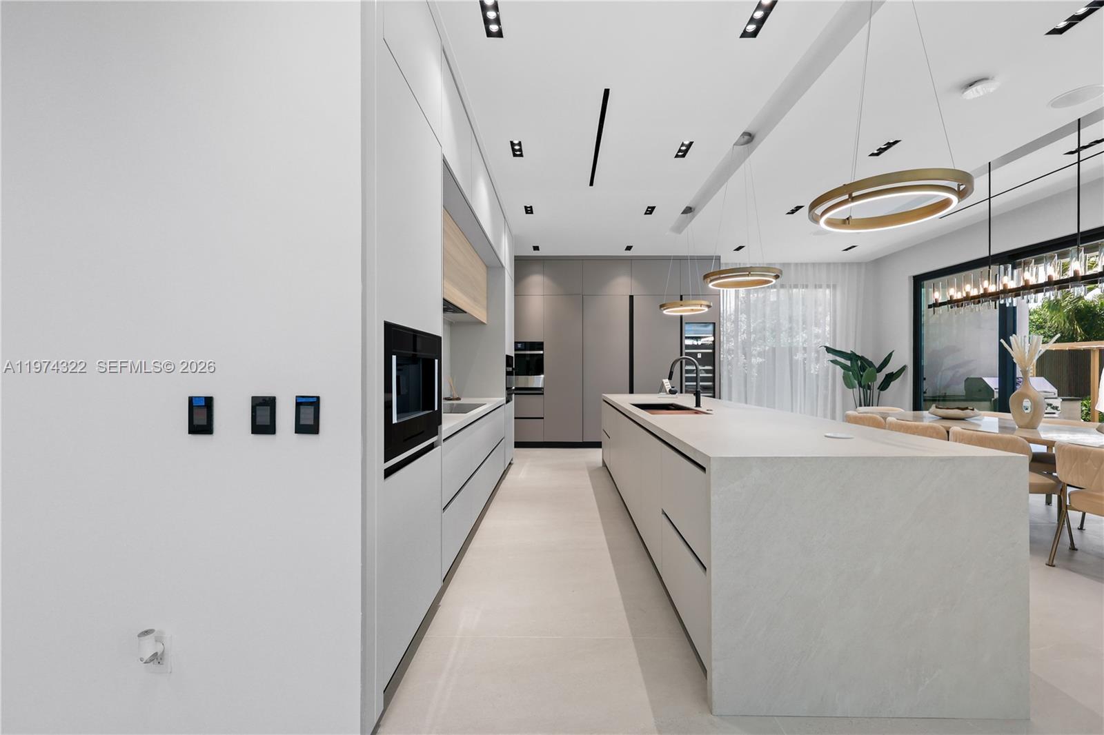 255 Capri Ave Lauderdale By The Sea, FL 33308