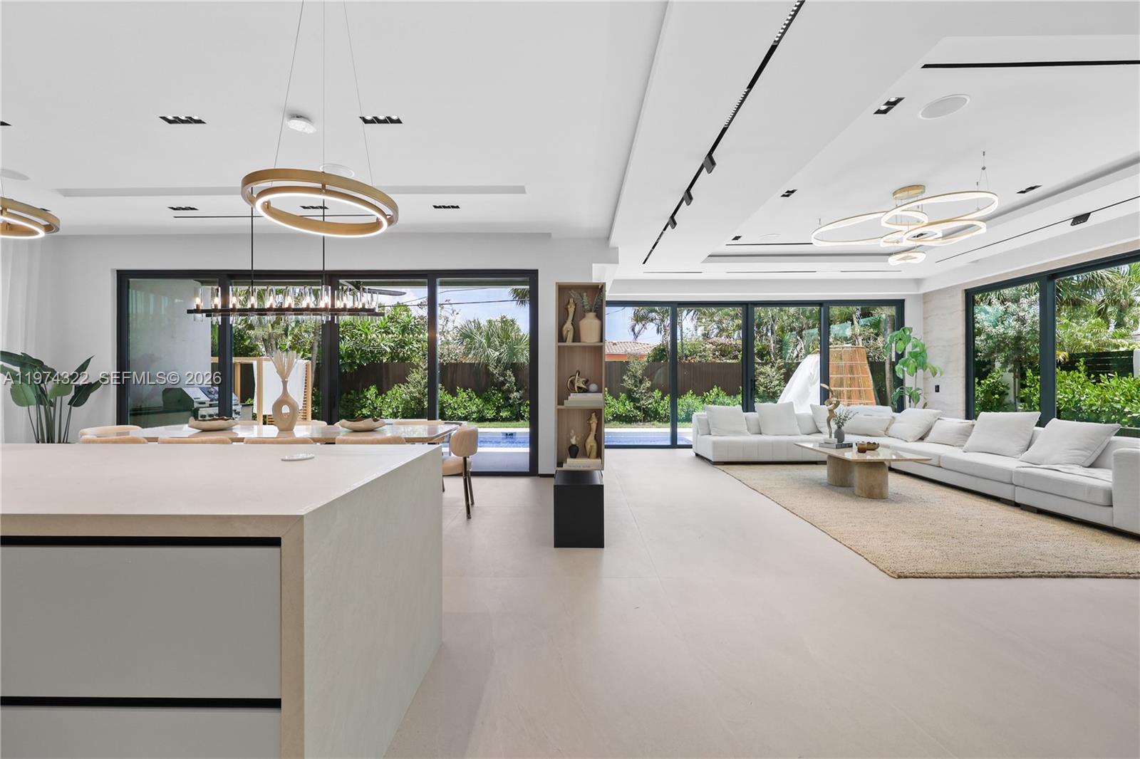 255 Capri Ave Lauderdale By The Sea, FL 33308