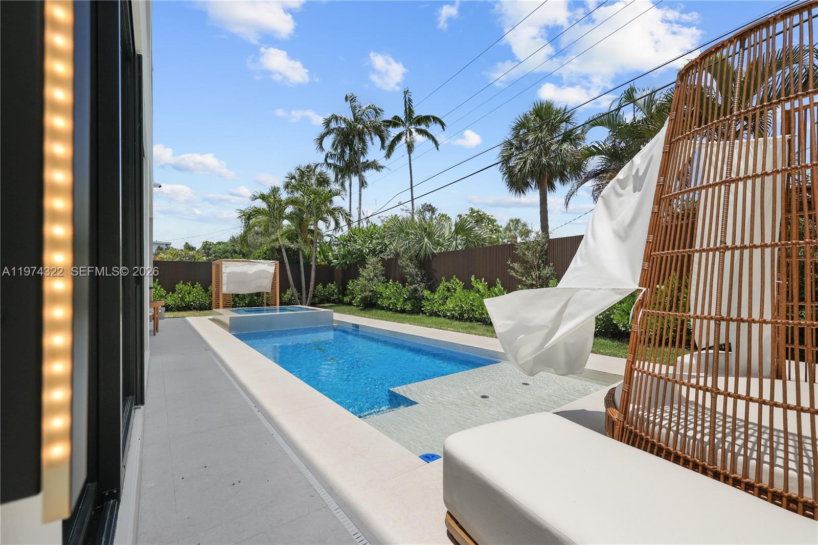 255 Capri Ave Lauderdale By The Sea, FL 33308