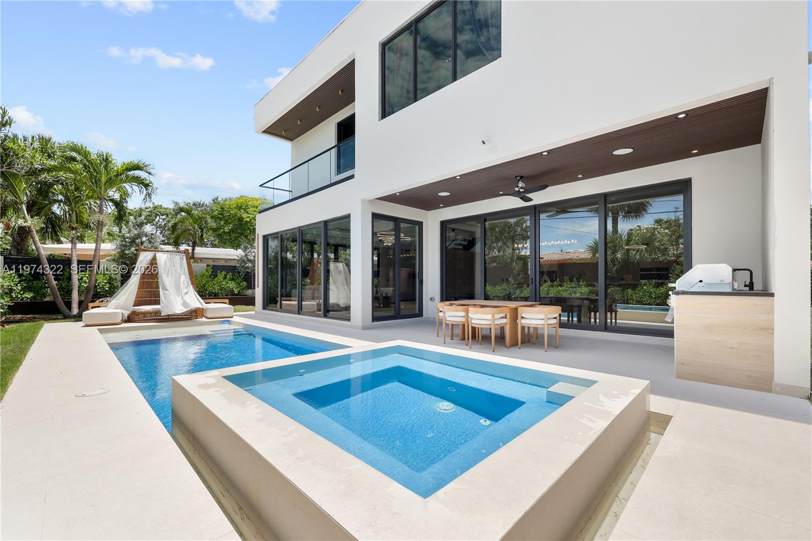 255 Capri Ave Lauderdale By The Sea, FL 33308