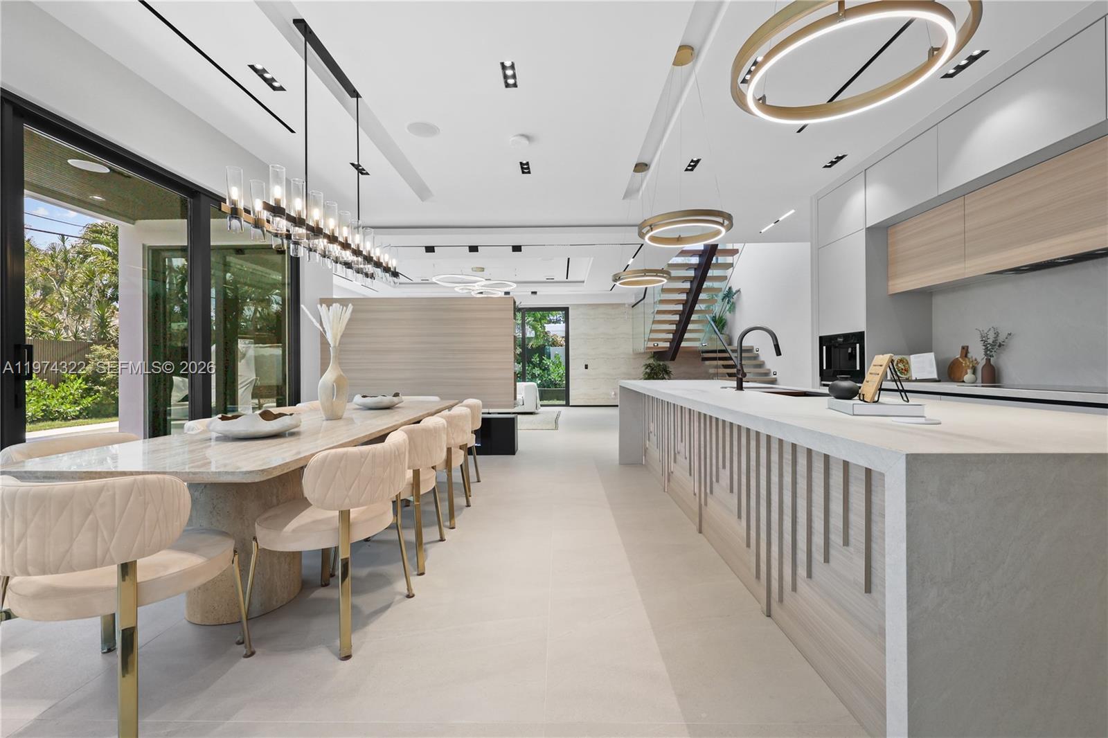 255 Capri Ave Lauderdale By The Sea, FL 33308