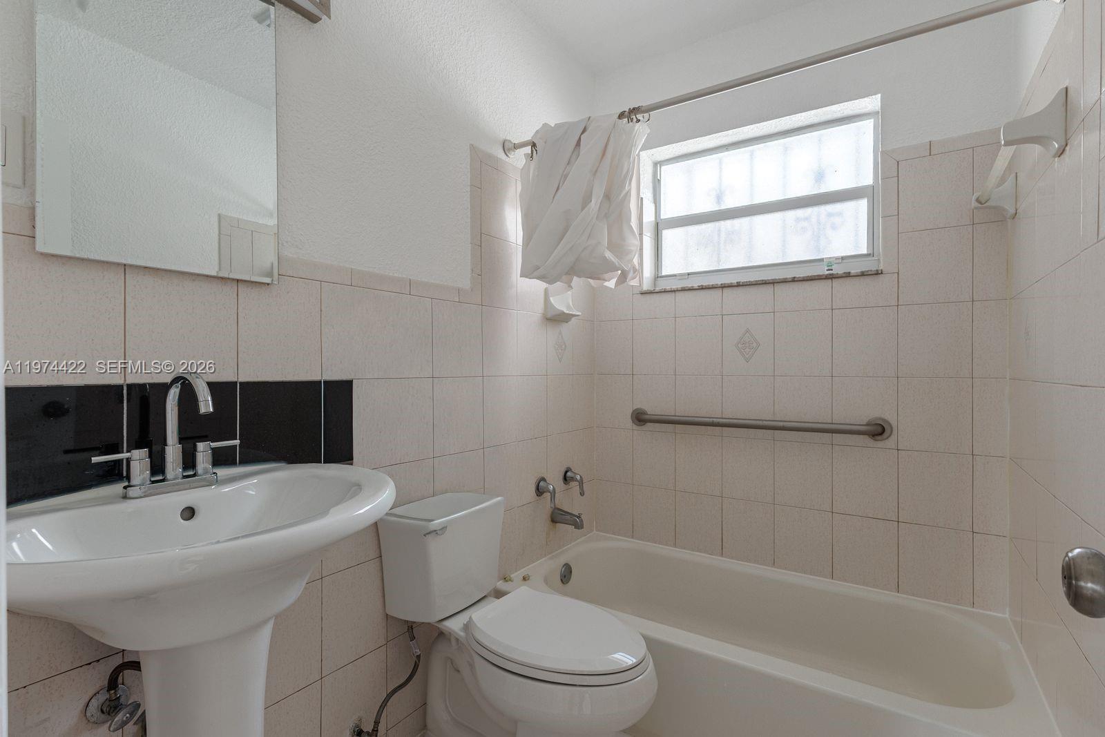 1301 NE 153rd St North Miami Beach, FL 33162