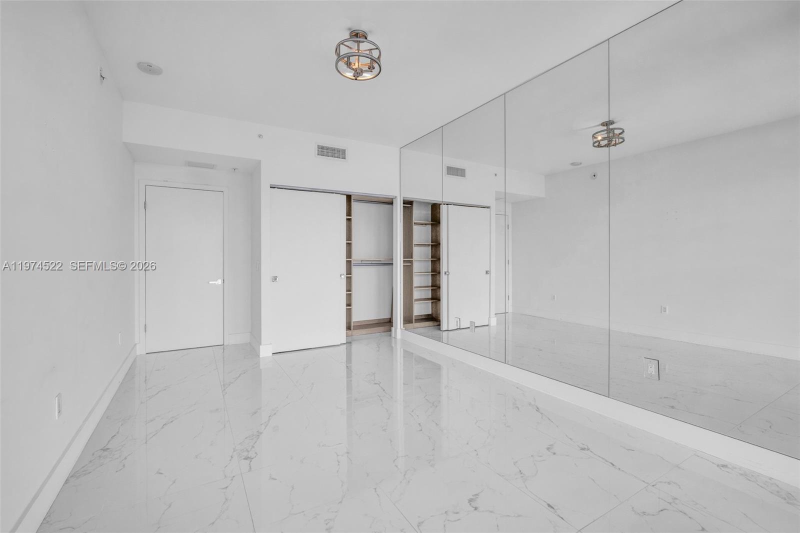 17111 Biscayne Blvd #411 North Miami Beach, FL 33160