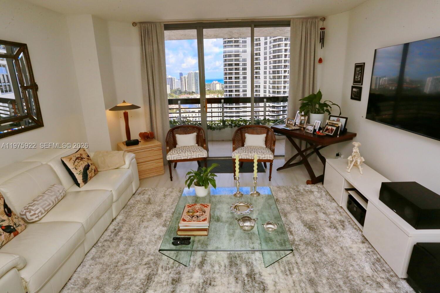 3530 Mystic Pointe Dr #2807 Aventura, FL 33180