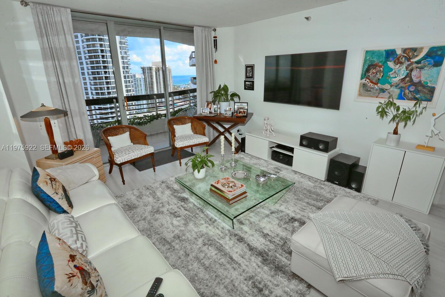 3530 Mystic Pointe Dr #2807 Aventura, FL 33180