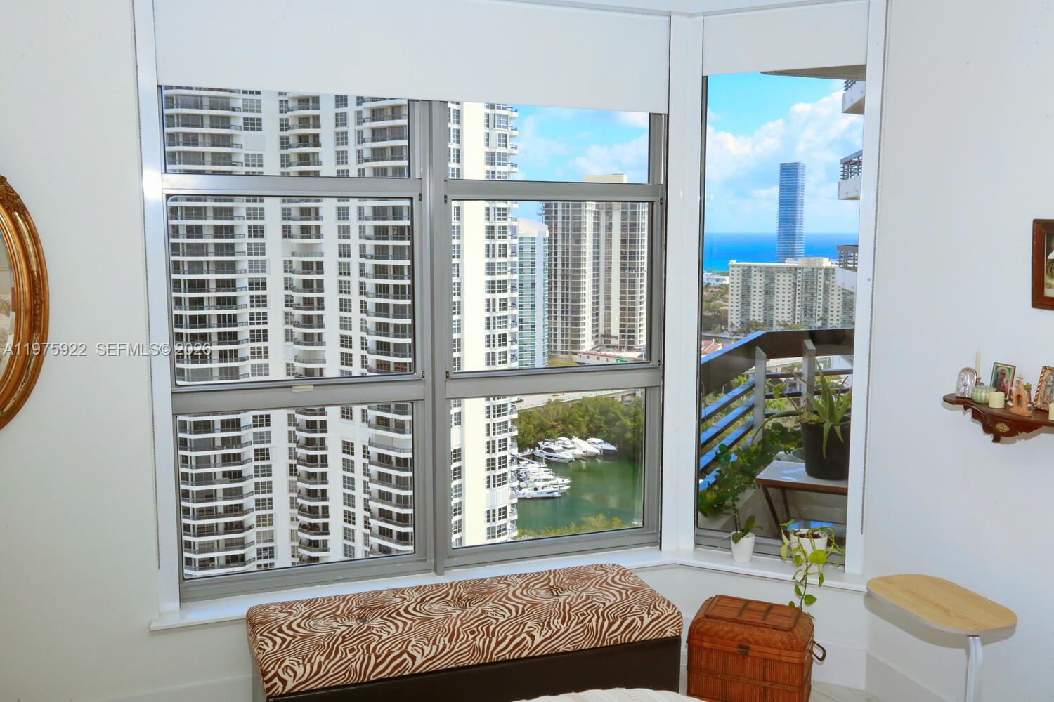 3530 Mystic Pointe Dr #2807 Aventura, FL 33180