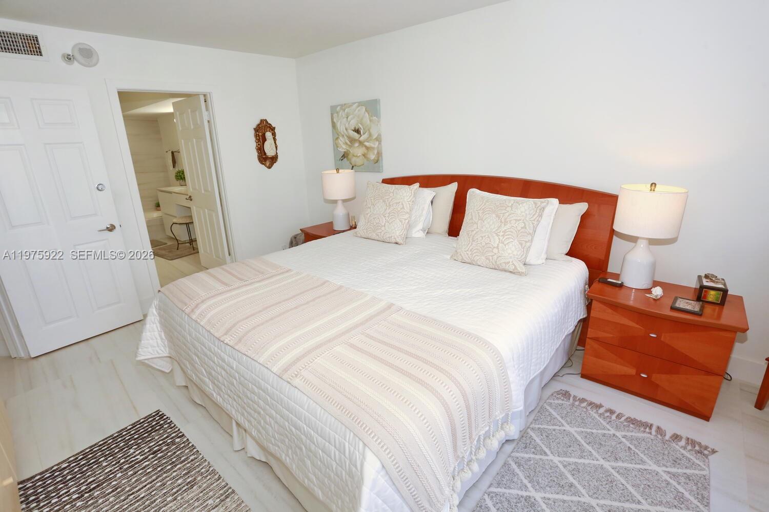 3530 Mystic Pointe Dr #2807 Aventura, FL 33180