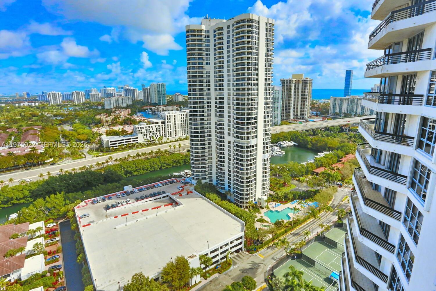 3530 Mystic Pointe Dr #2807 Aventura, FL 33180