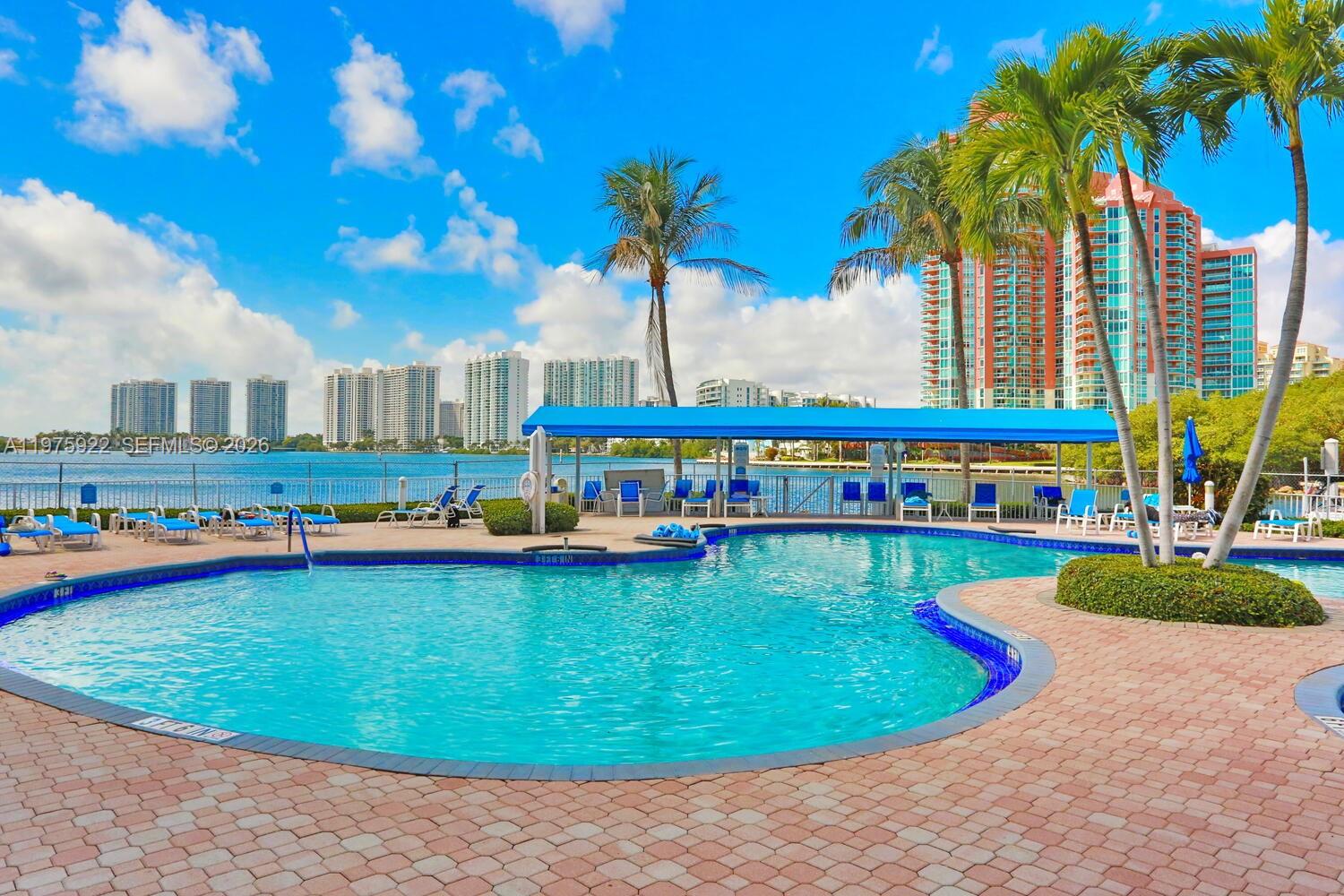 3530 Mystic Pointe Dr #2807 Aventura, FL 33180