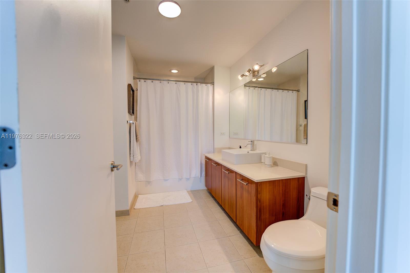 3301 NE 1st Ave #H1402 Miami, FL 33137