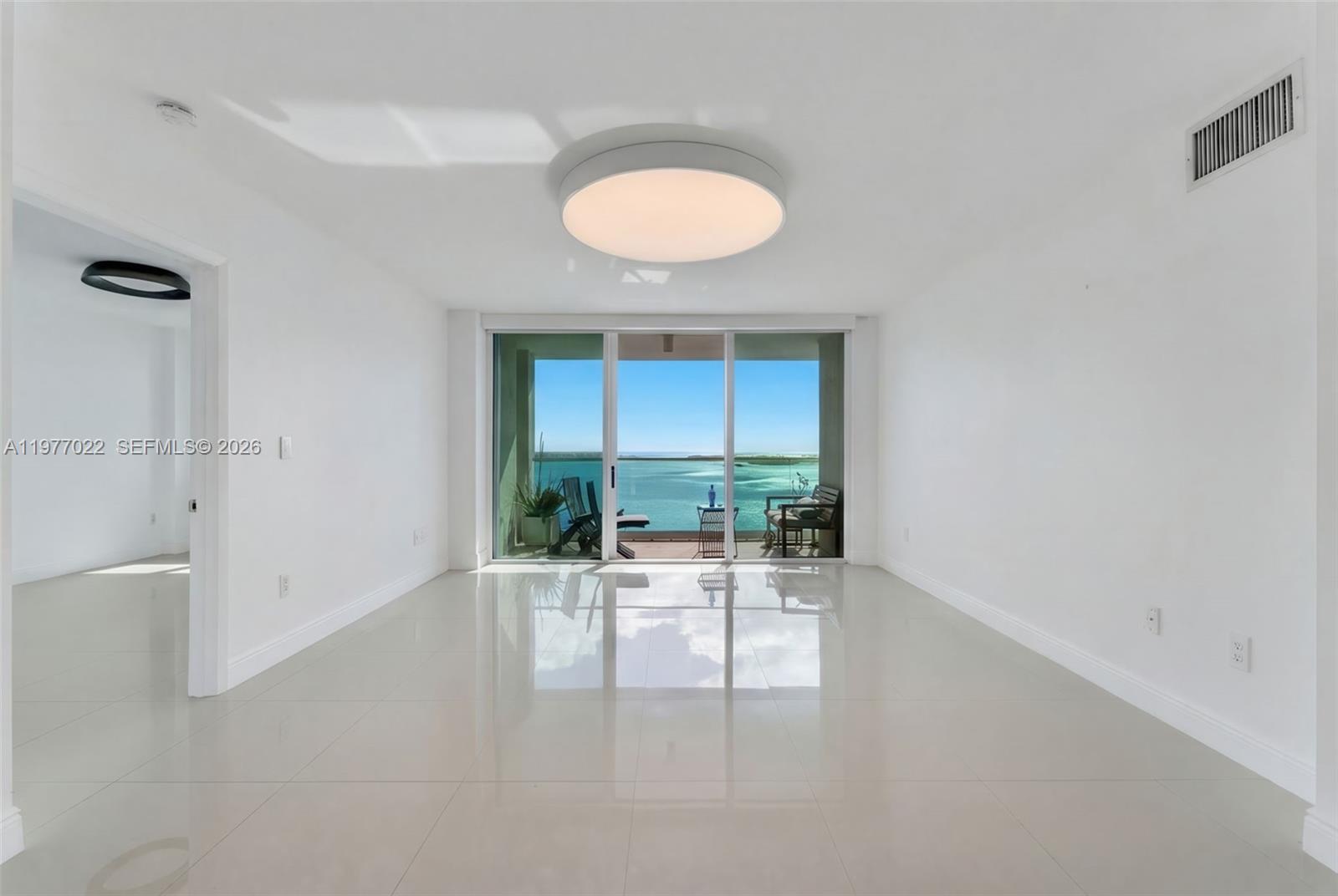 800 Claughton Is Dr #2804 Miami, FL 33131