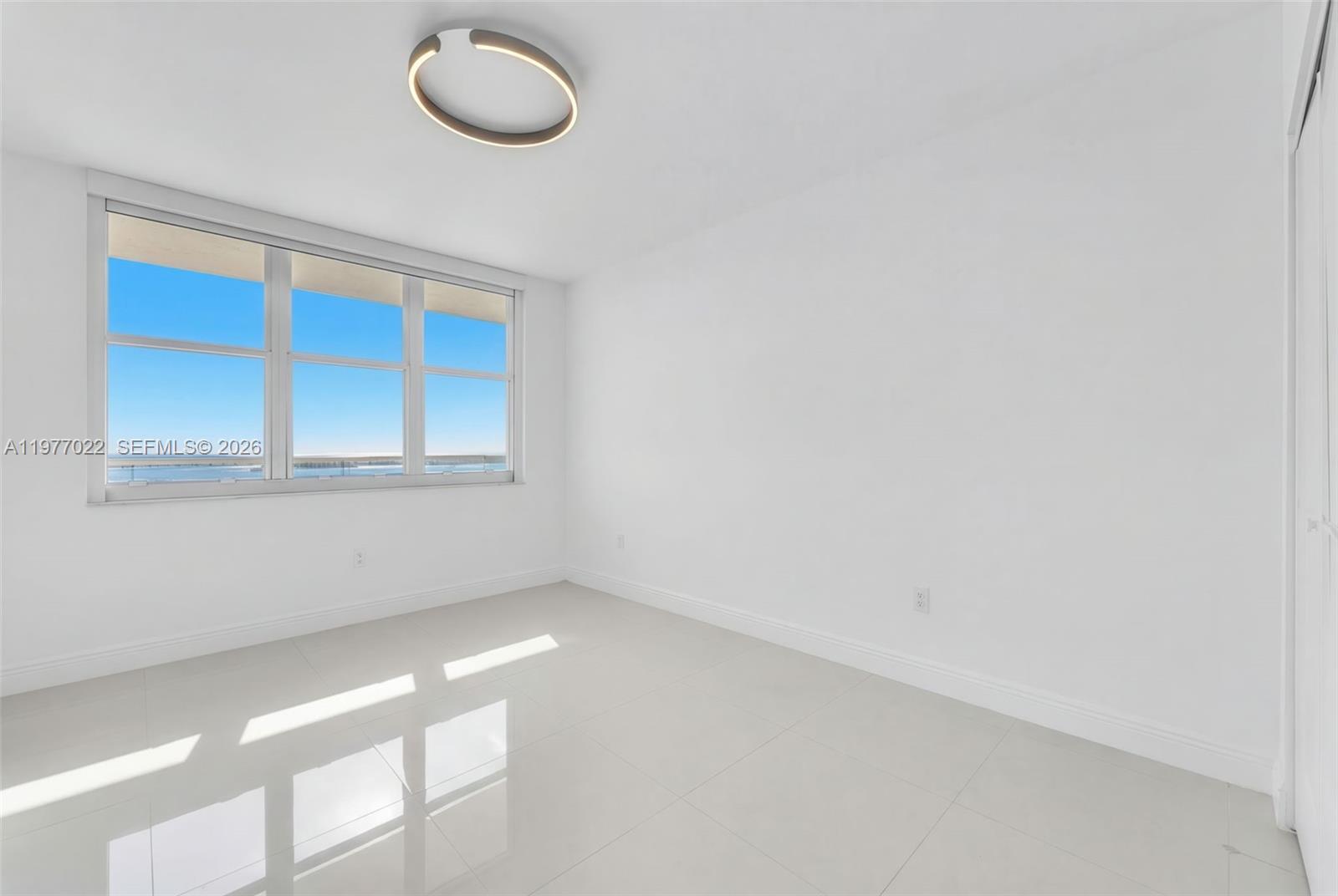 800 Claughton Is Dr #2804 Miami, FL 33131