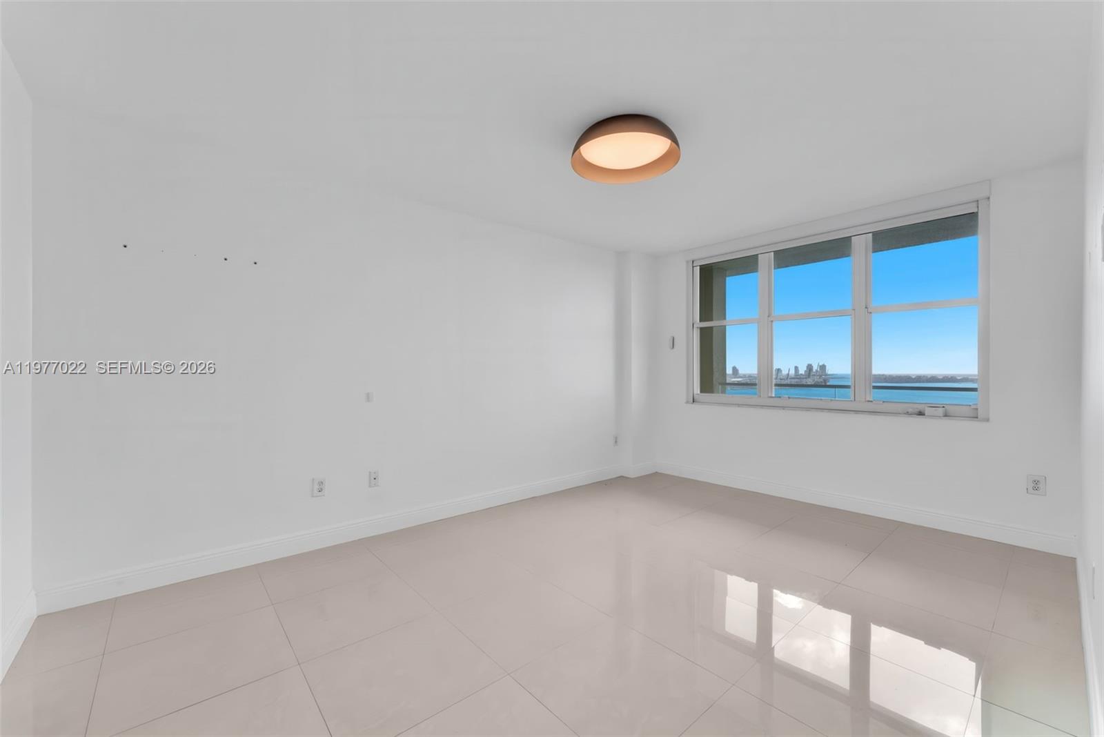 800 Claughton Is Dr #2804 Miami, FL 33131