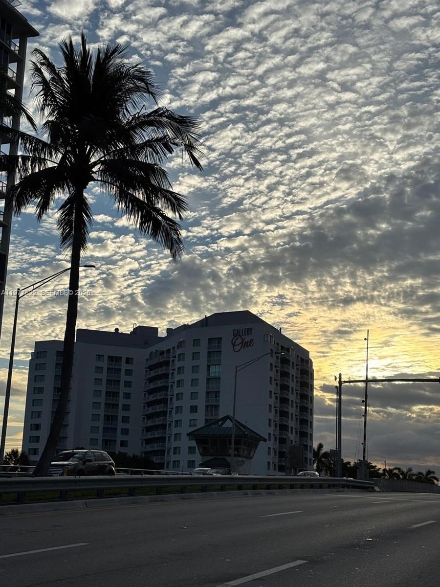 2670 E Sunrise Blvd #302 Fort Lauderdale, FL 33304