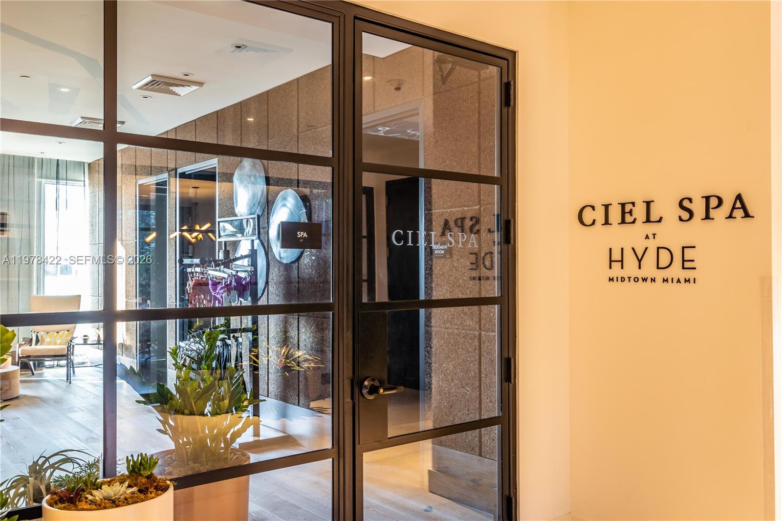 image Hyde Midtown43