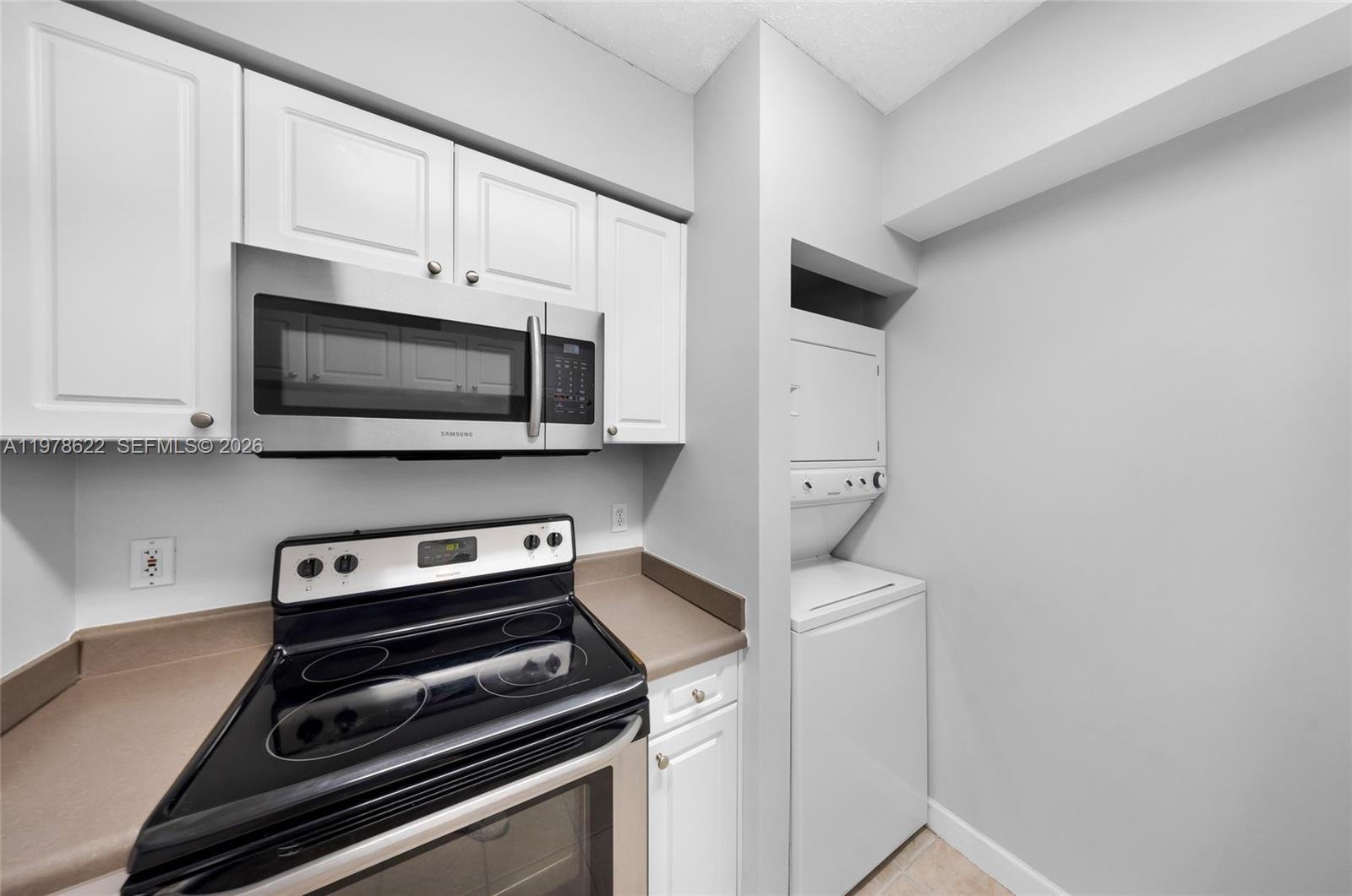 image Porto Bellagio Condo1