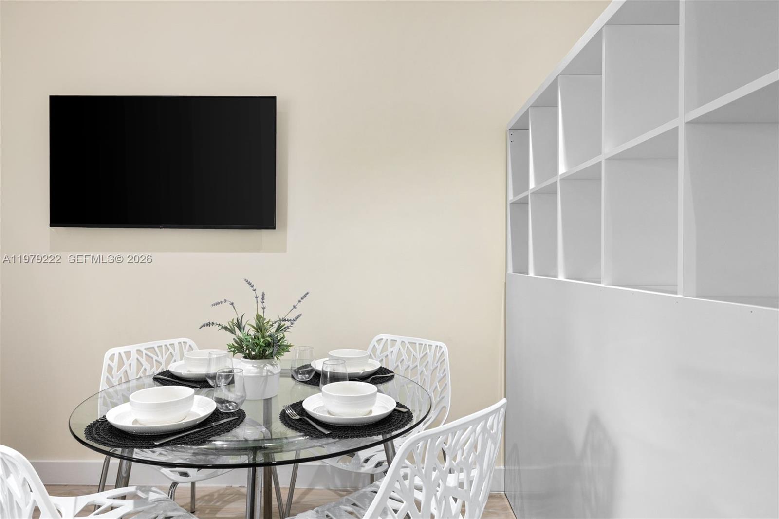 1241 14th St #4 Miami Beach, FL 33139