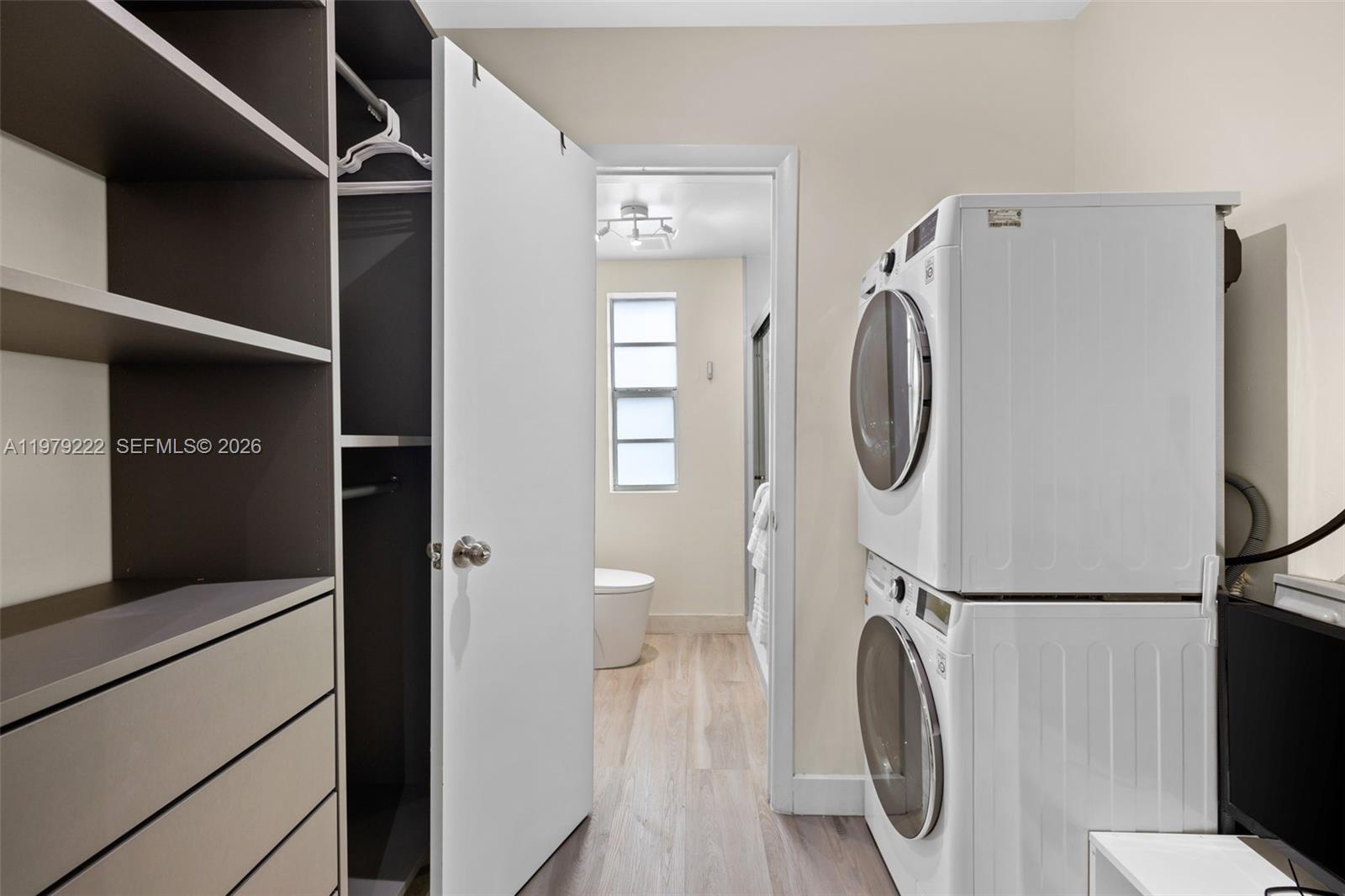 1241 14th St #4 Miami Beach, FL 33139