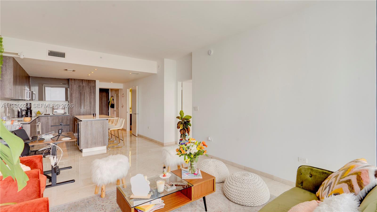 88 SW 7th St #2706 Miami, FL 33130