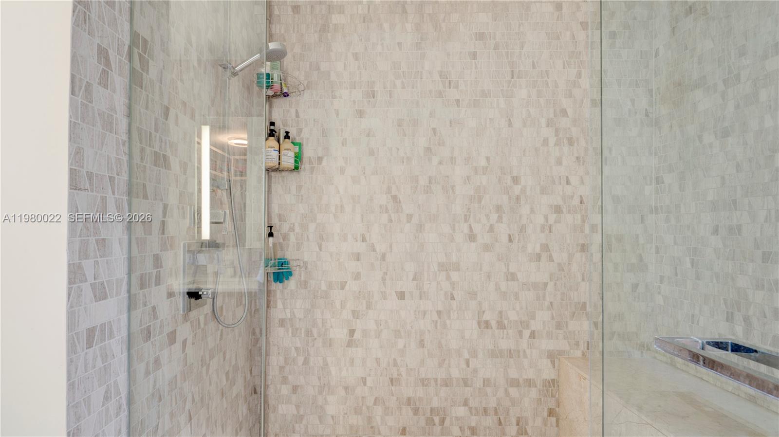 88 SW 7th St #2706 Miami, FL 33130