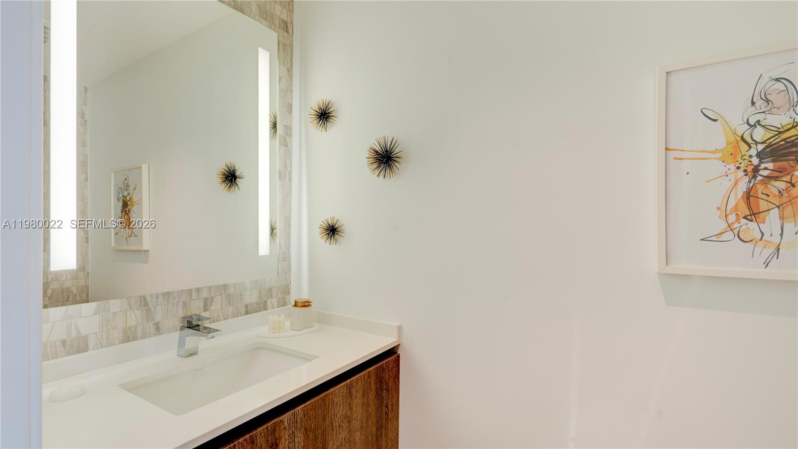 88 SW 7th St #2706 Miami, FL 33130